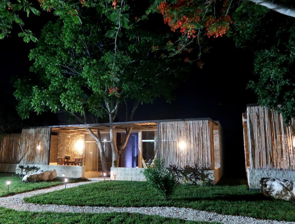 Hotel Casa de Campo Conkal Merida 전경