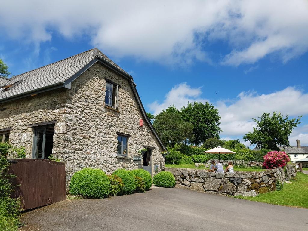 Hollyberry Barn