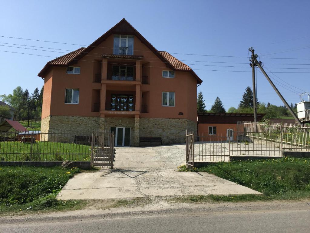 Pylypets Inn, Pilipets