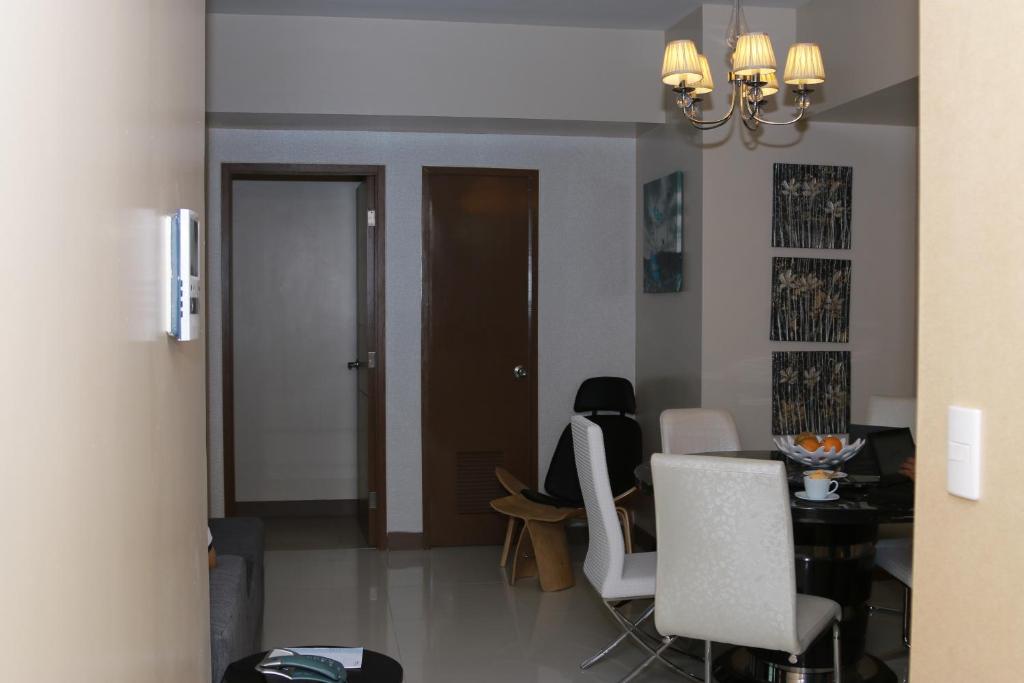 Facilities, Deluxe Apartment 7QRS in Manila