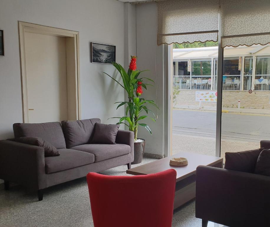 Takelena Apartments photo