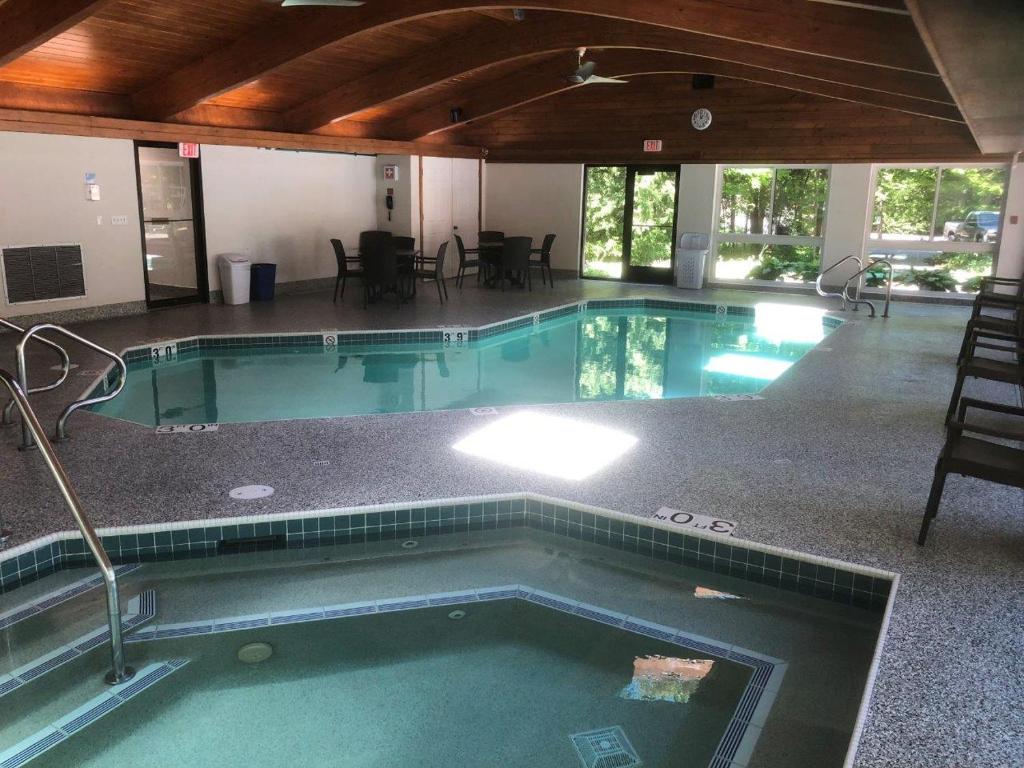 The Landing Resort photo