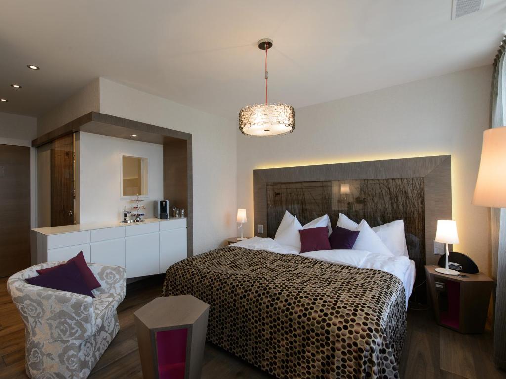 Hotel-Restaurant-Schifflande photo