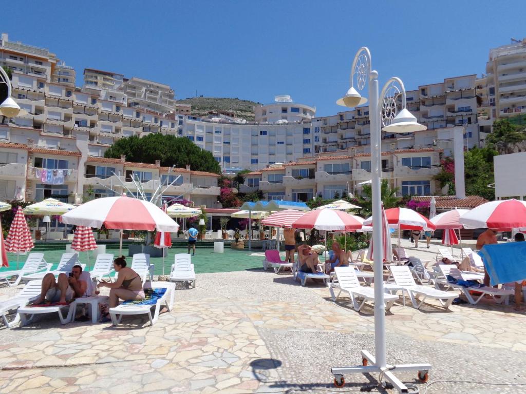 Kela Apartments photo