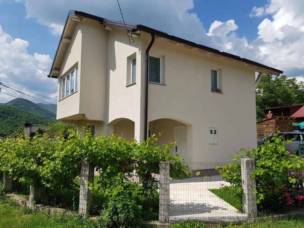 Lakeview rest Home, Konjic