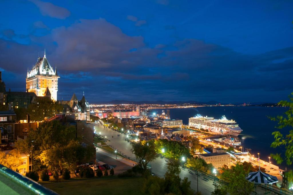 EKONO HOSTEL LA BELLE PLANETE BACKPACKERS Downtown Quebec City — Hotel in Quebec City (QC)