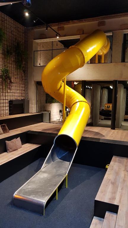 Ostend Upstairs Hotel Additional