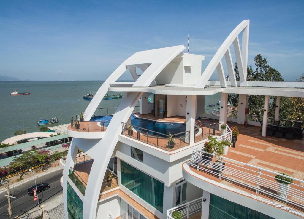 Cassabella Hotel and Apartment