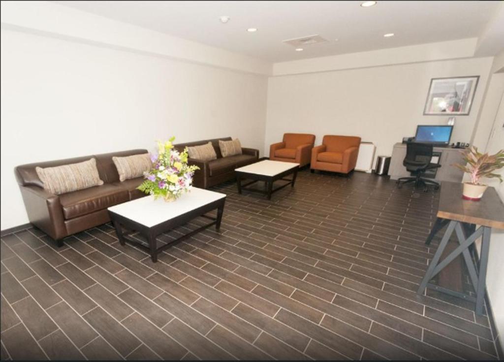 Legacy Suites Rock Hill photo