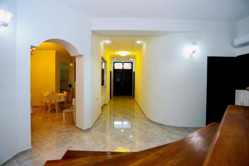 Hotel City Kutaisi photo