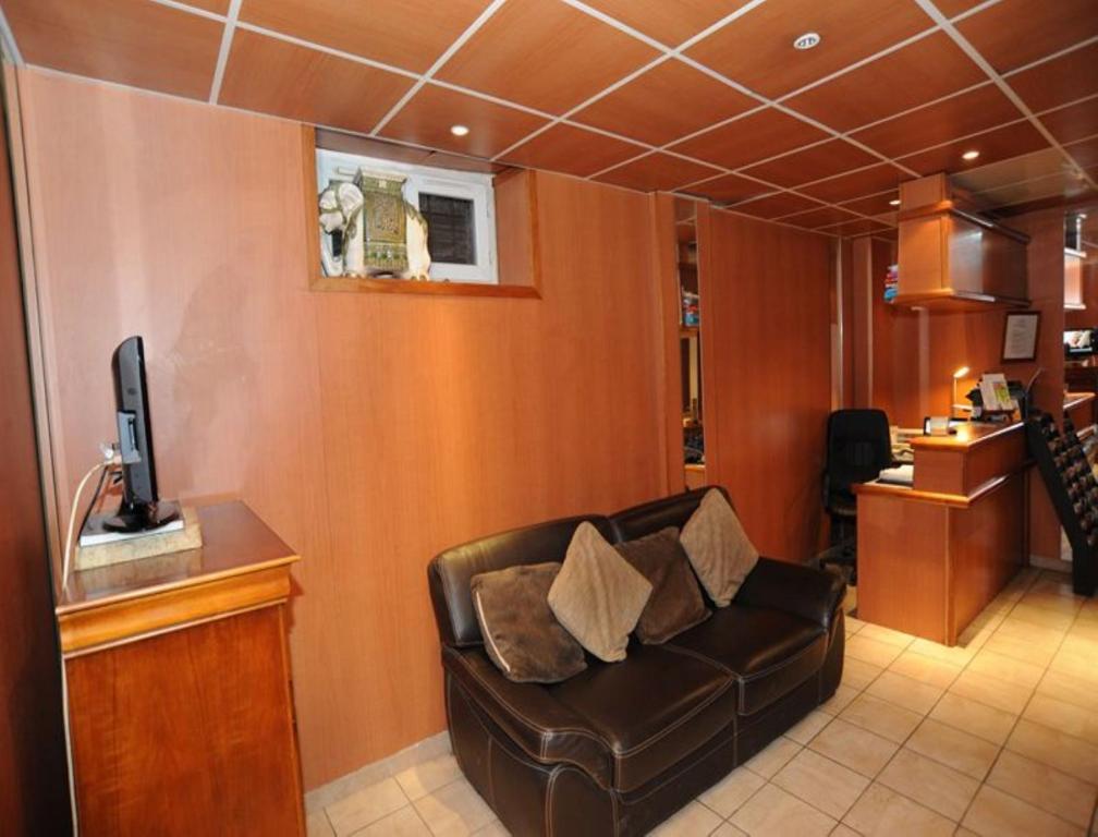 Paris Sully Hotel Additional
