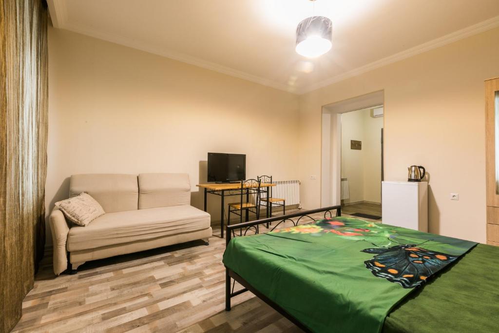 New Life Apartments — Hotel in Tbilisi