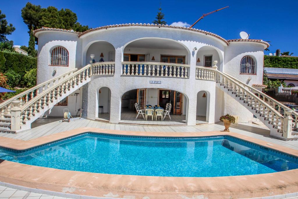 La Perla - sea view villa with private pool in Moraira 전경