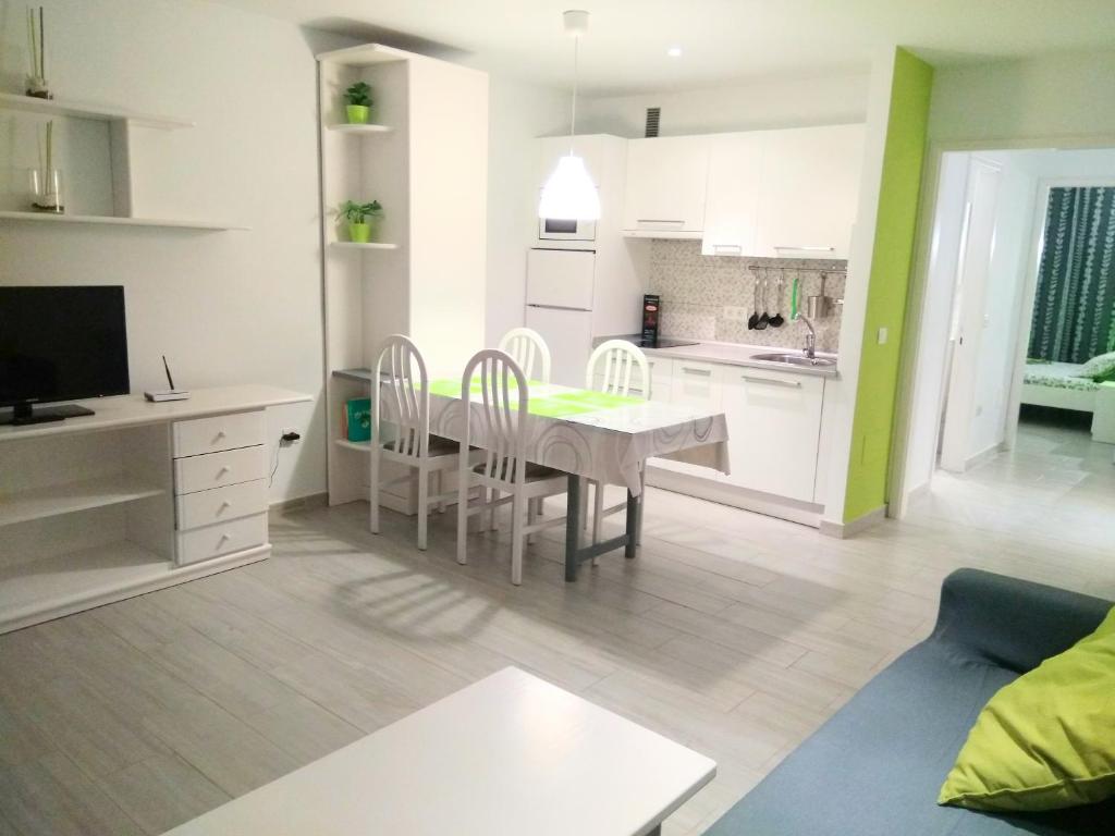 Pistachio 2 — Hotel in Lanzarote