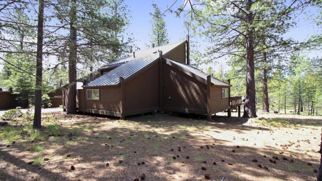 Pole House 4 ThreeBedroom Condo in Sunriver, OR reviews, prices