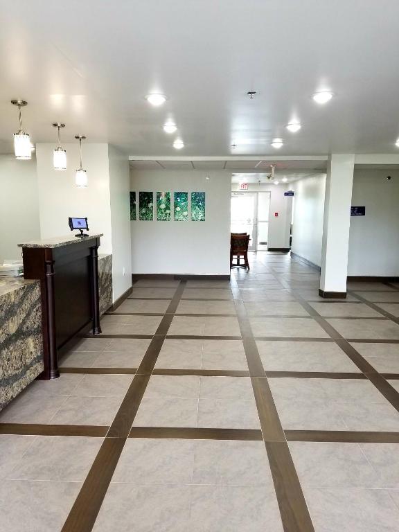 Quality Inn & Suites Watertown Fort Drum photo