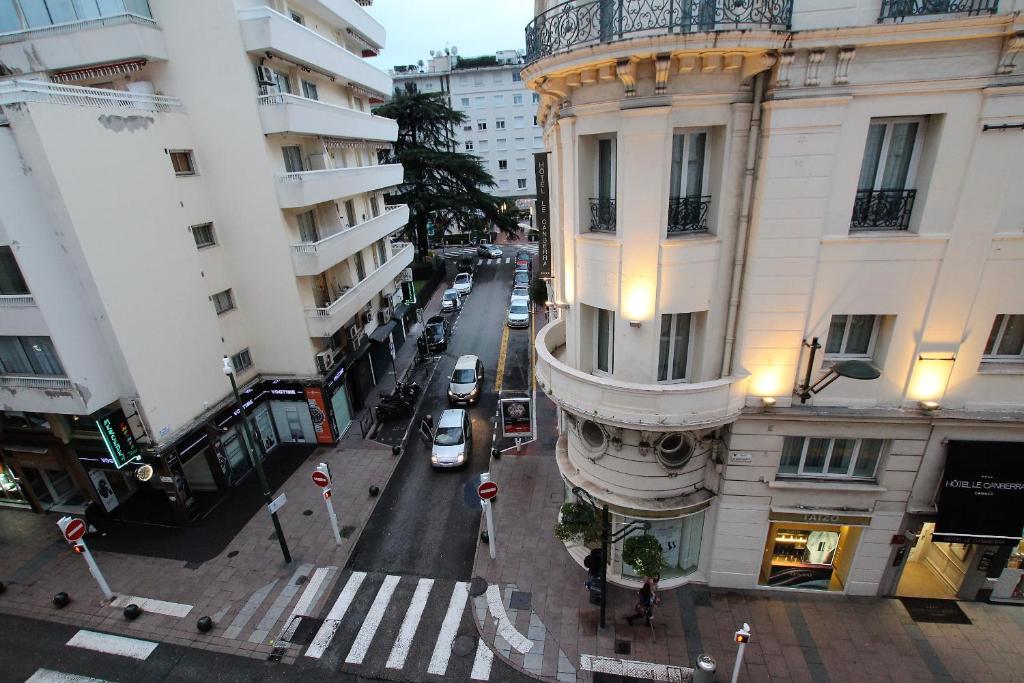 RUE D'ANTIBES CENTER 전경