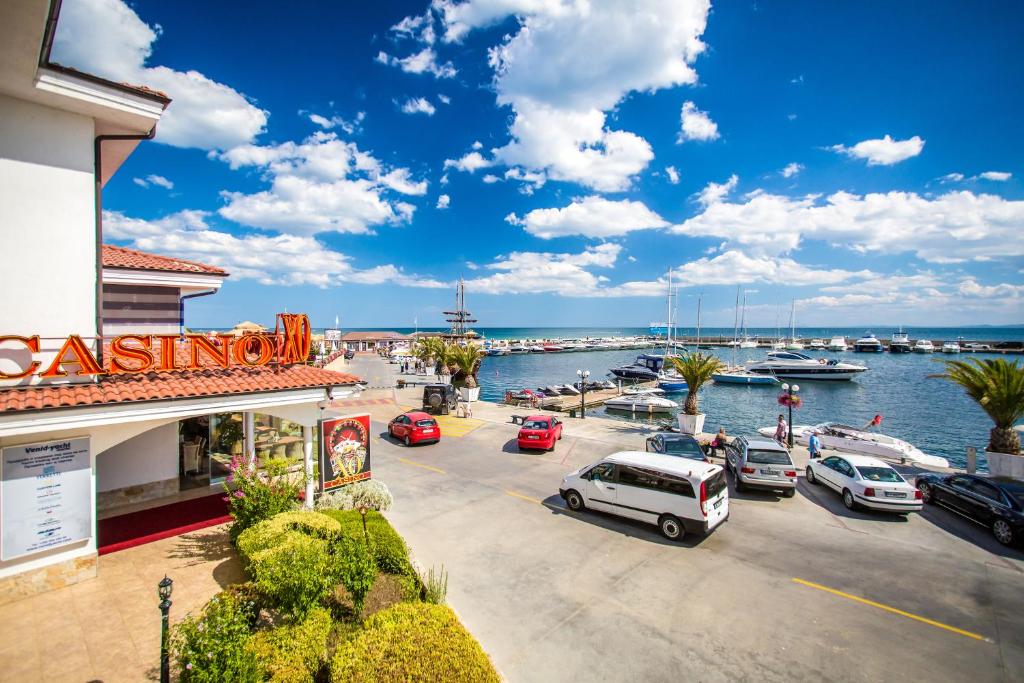 Hotel Palace Marina Dinevi - zdjęcie 4