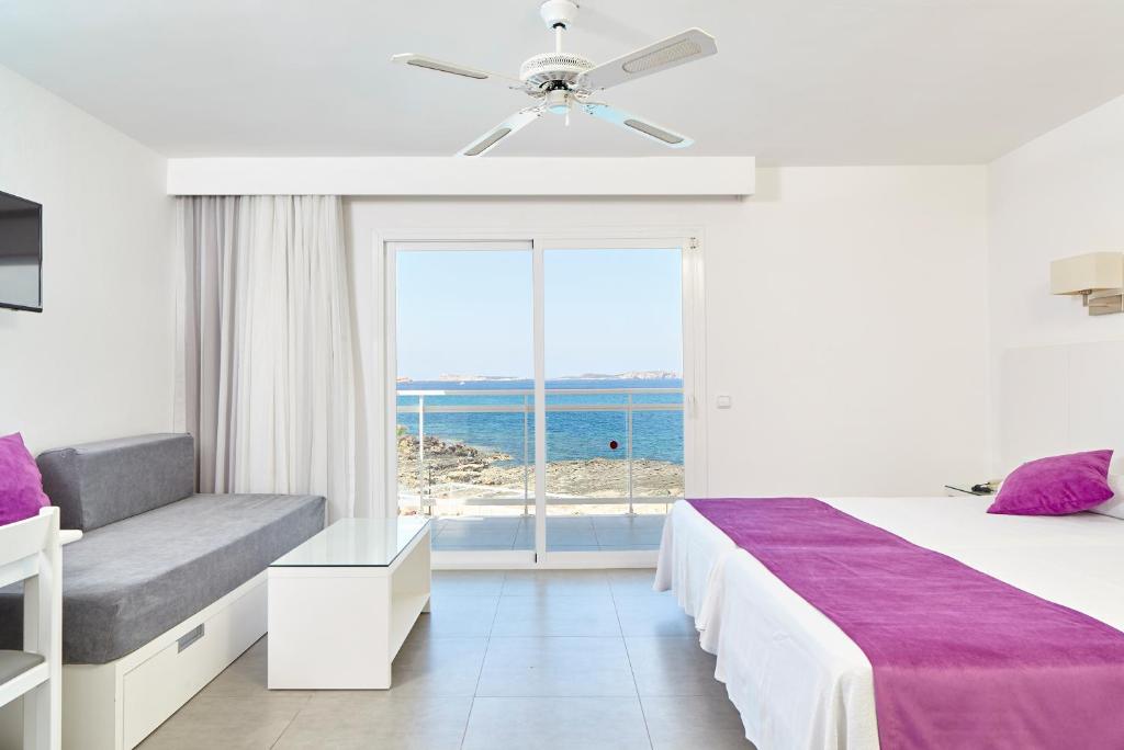 Aparthotel Nereida photo