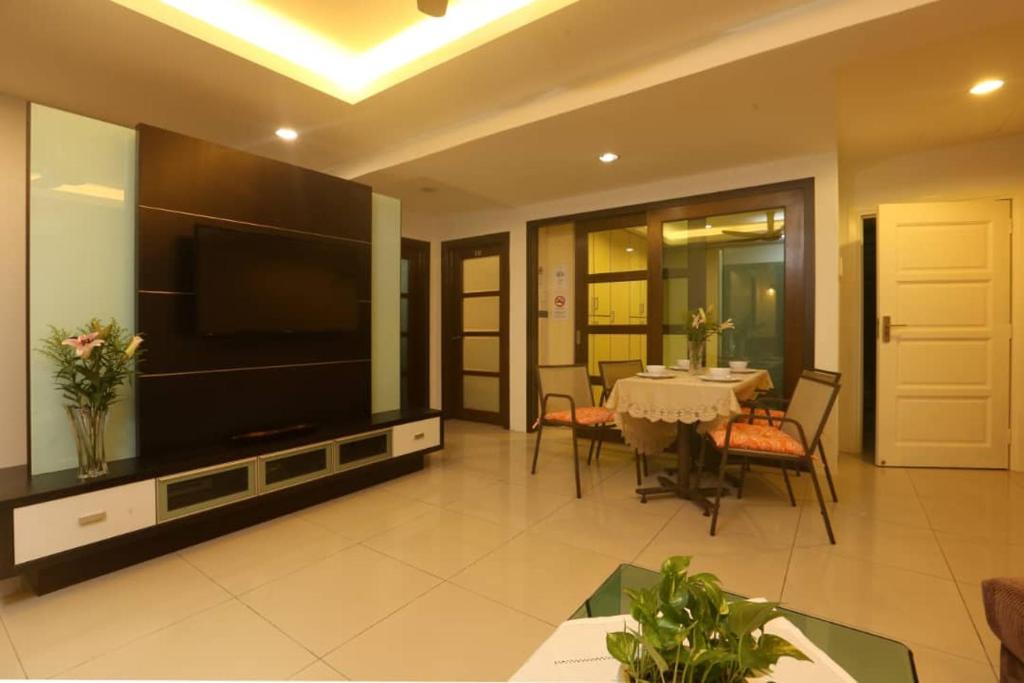Platinum Homestay photo