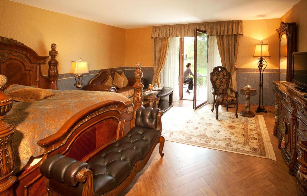 Deluxe Junior Suite