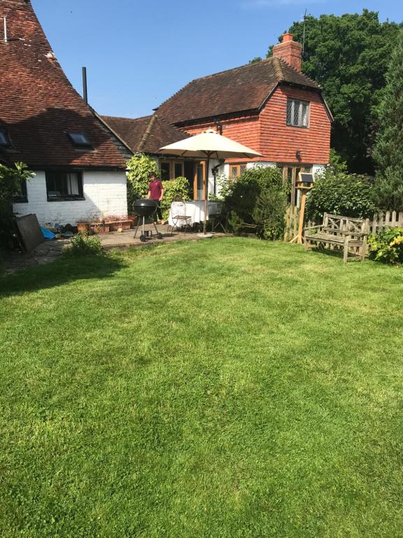 Bed and Breakfast Dunsfold photo