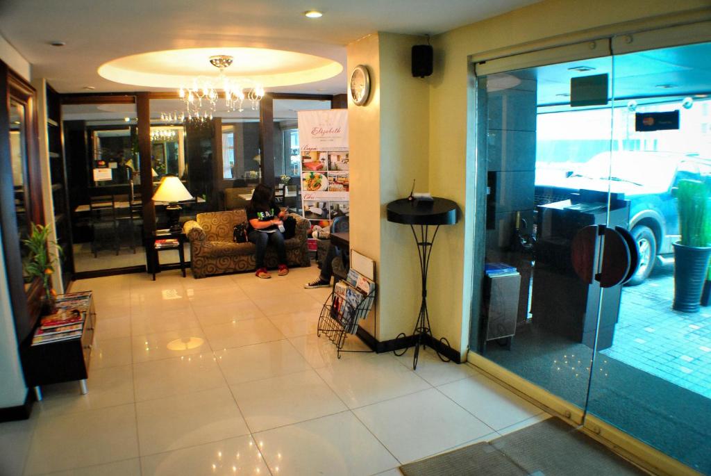 フロント・ロビー