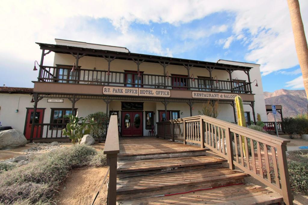 Palm Canyon Hotel and RV Resort photo