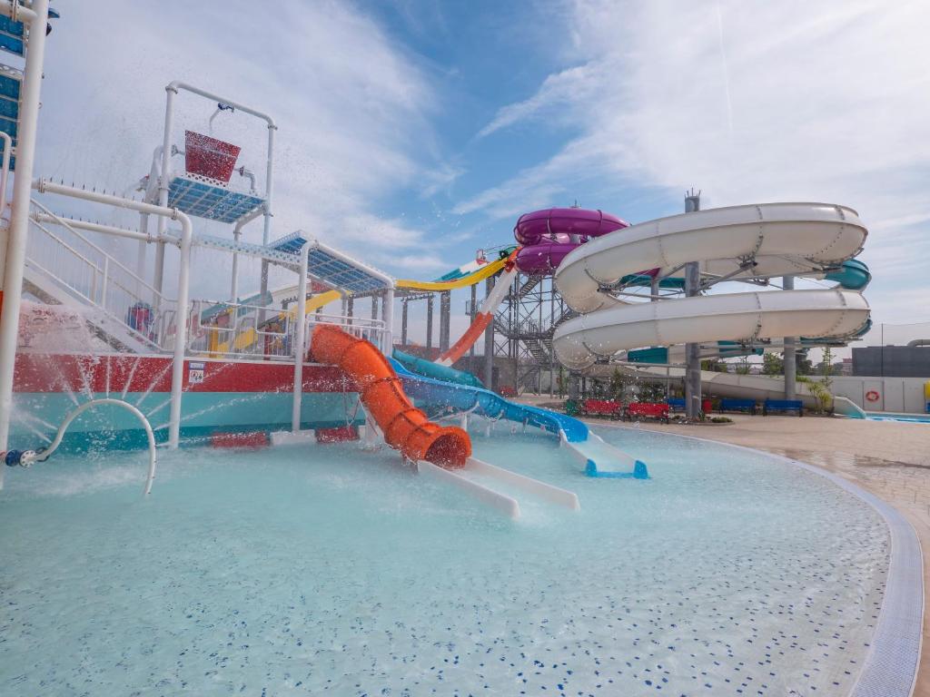 Golden Taurus Aquapark Resort — Dla dzieci in Pineda de Mar, Katalonia