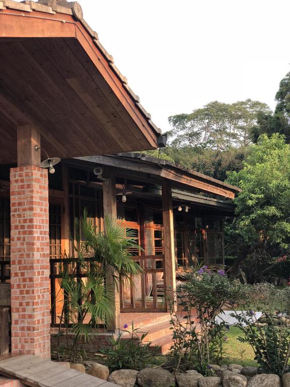 集集農村老爺民宿 (Jiji Village Villa B&B)