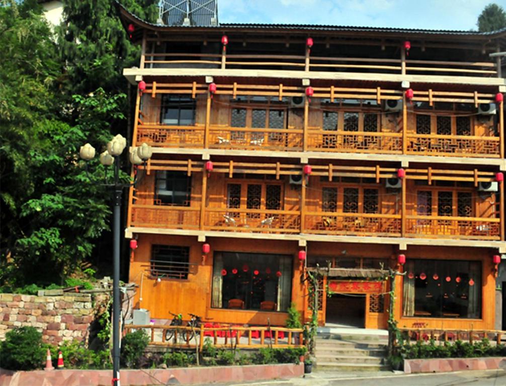 Yangjiajie Inn, Čang-ťia-ťie