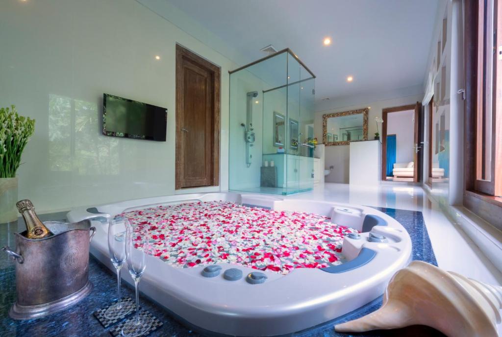 Bathroom, Bali Luxury Boutique Resort and SPA in Bali