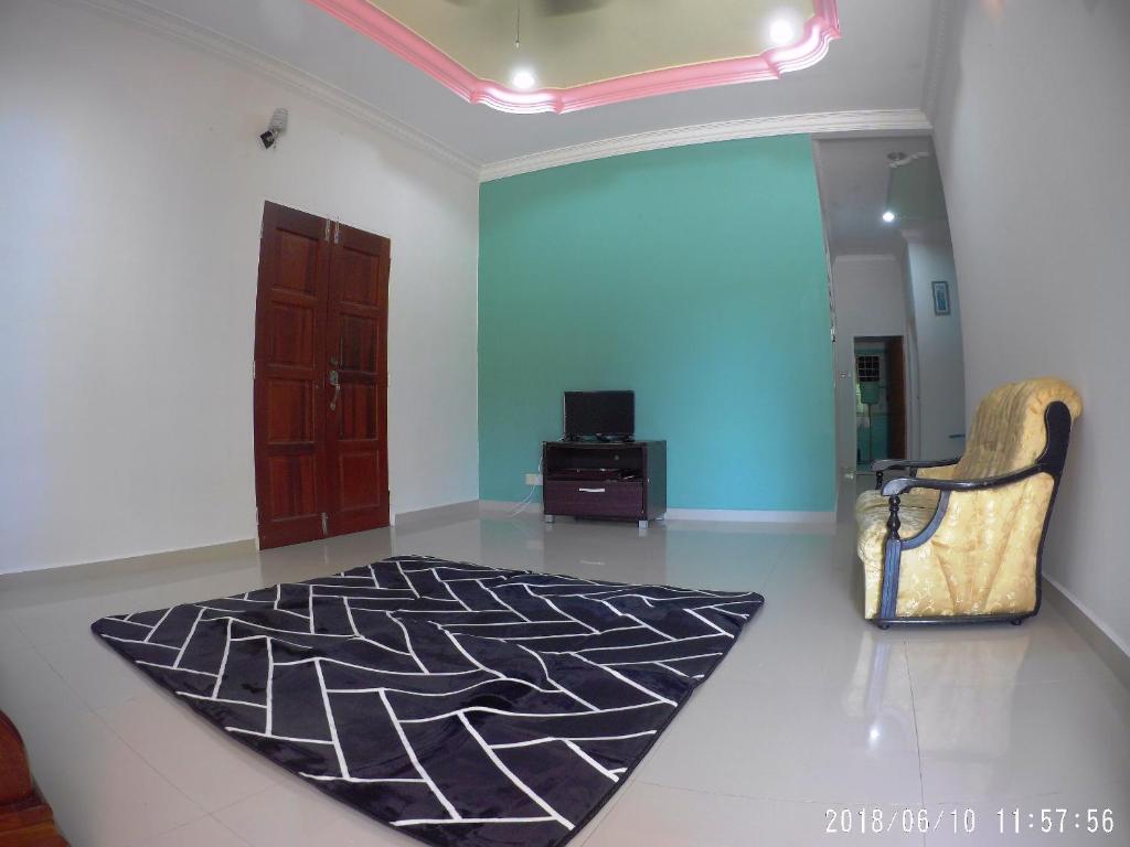 FBS Guesthouse Dungun photo