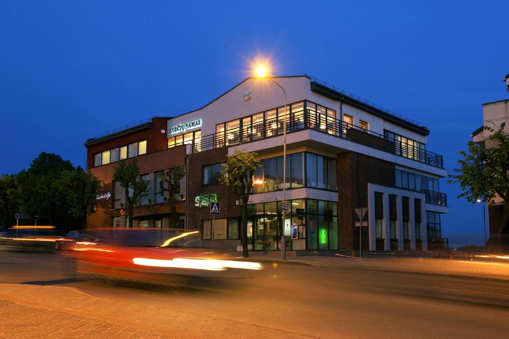 Hotel Sinchronas photo