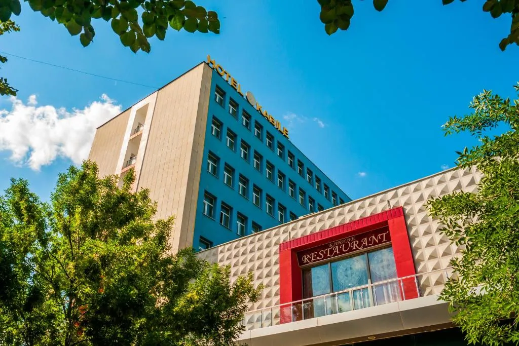 Hotel Kabile，位于扬博尔的酒店
