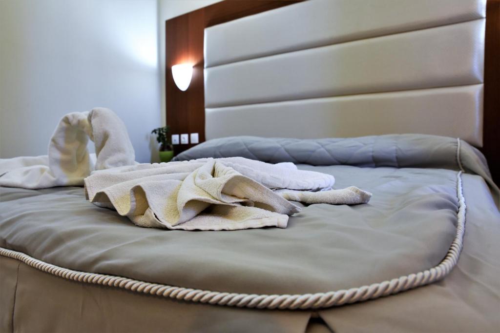 Marathon Hotel - All Inclusive — Hotel rooms in Kolymbia, South Aegean