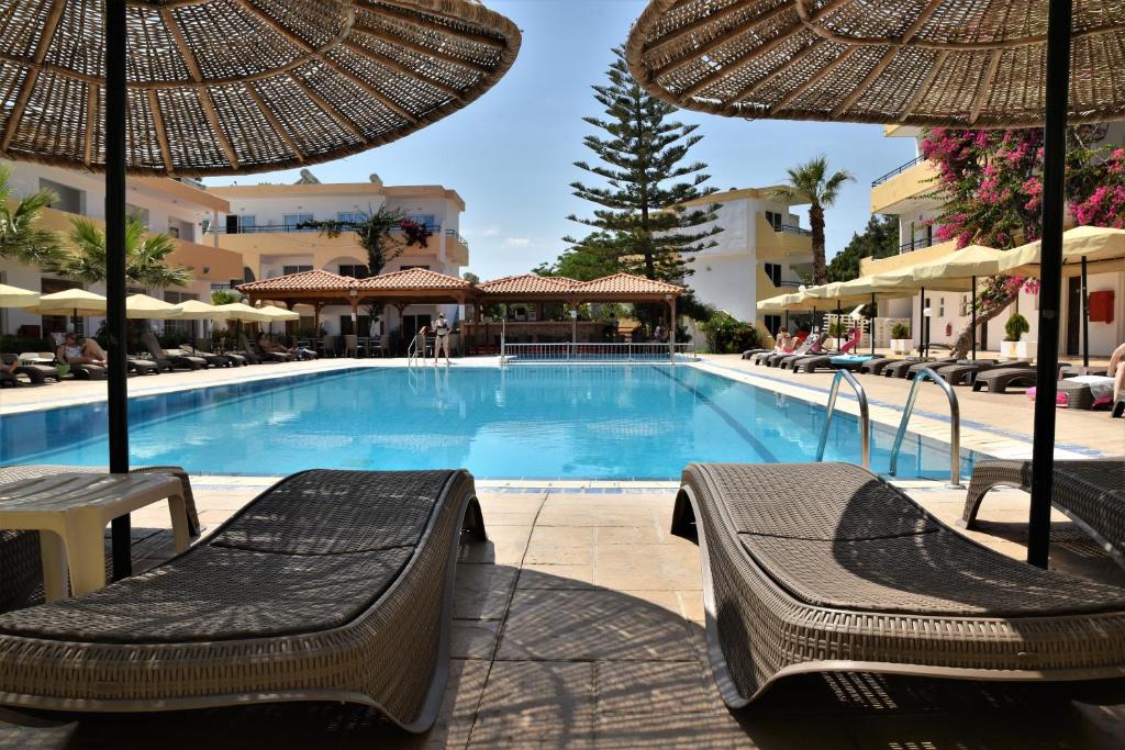 Marathon Hotel - All Inclusive — Swimming pool in Kolymbia, South Aegean
