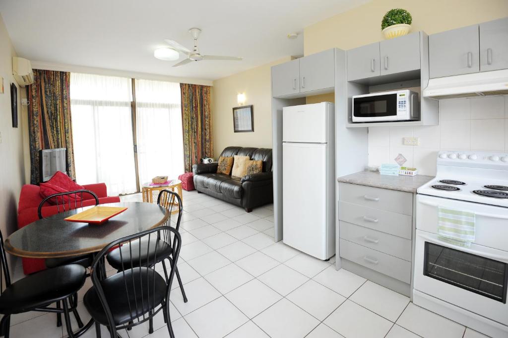 The Tahitian Holiday Apartments, Coffs Harbour 2024 Updated Prices, Deals