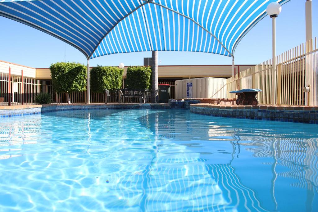 Macintyre Motor Inn photo