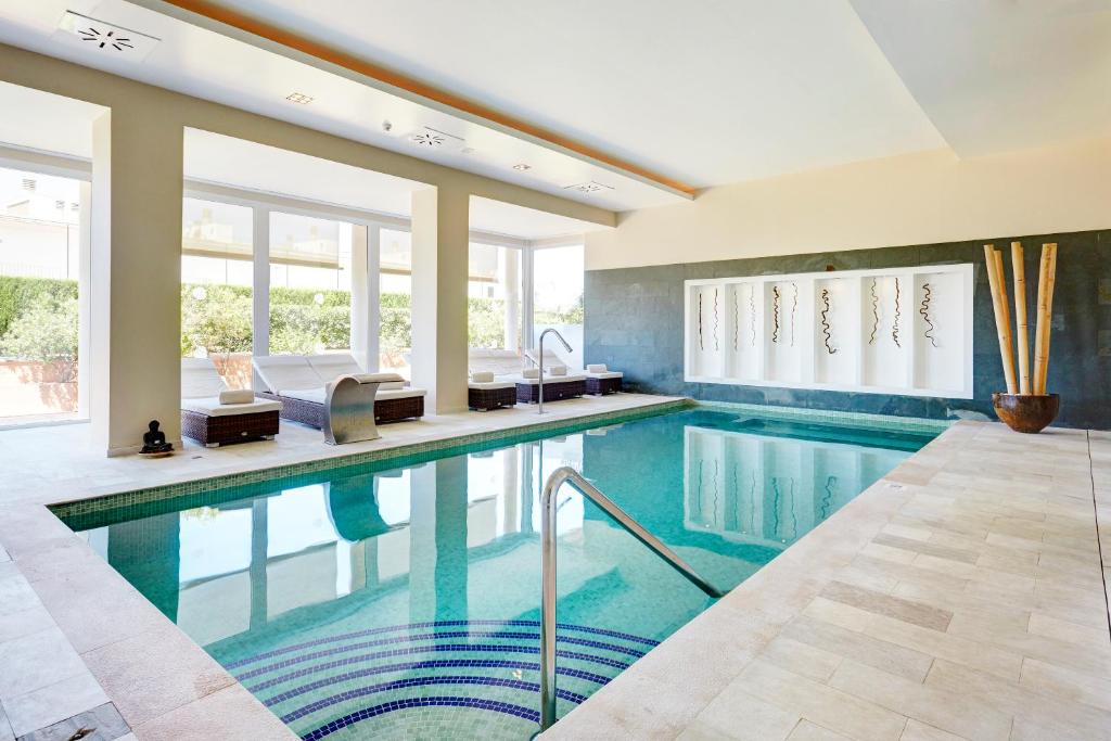 Grupotel Macarella Suites & Spa photo