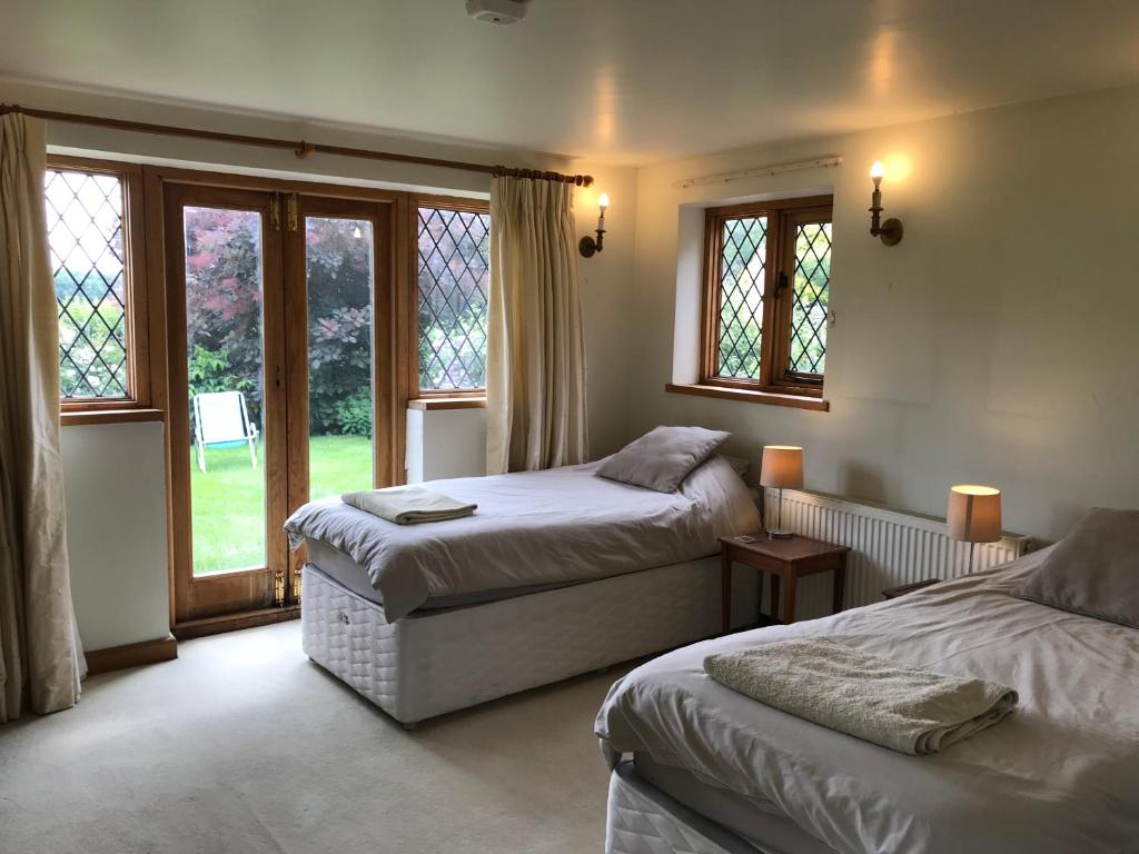 Bed and Breakfast Dunsfold photo