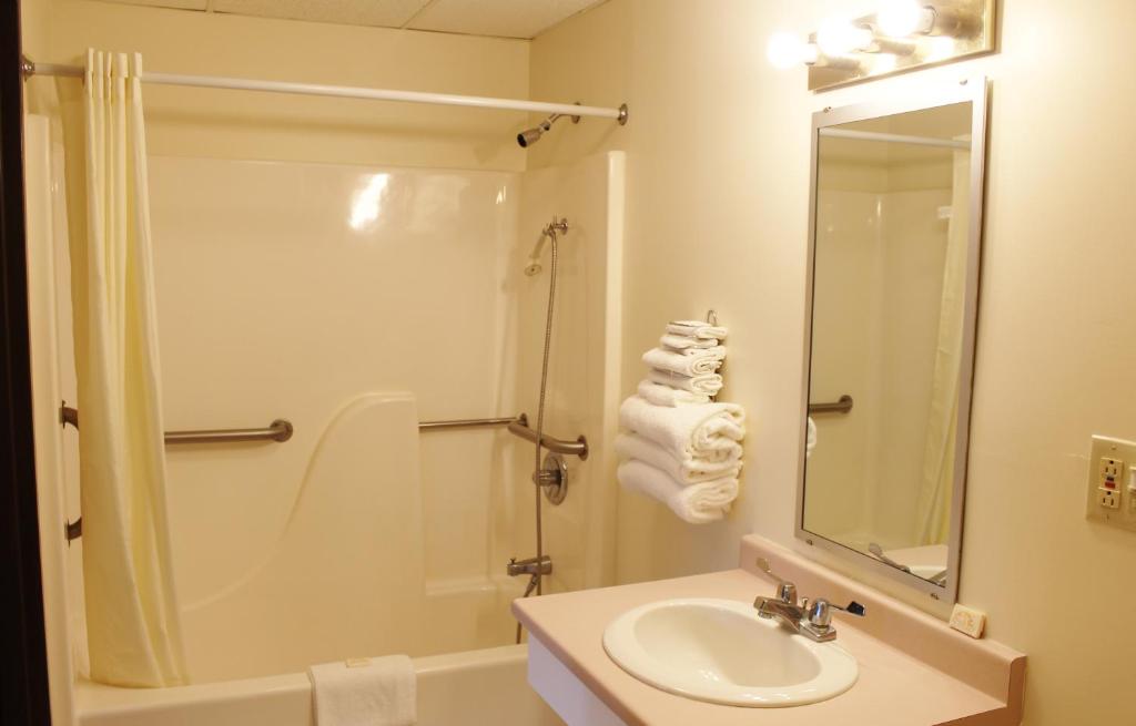 Otter Creek Inn photo