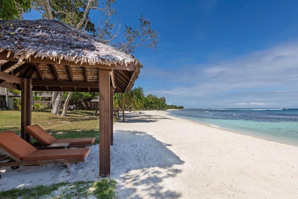 Eratap Beach Resort photo