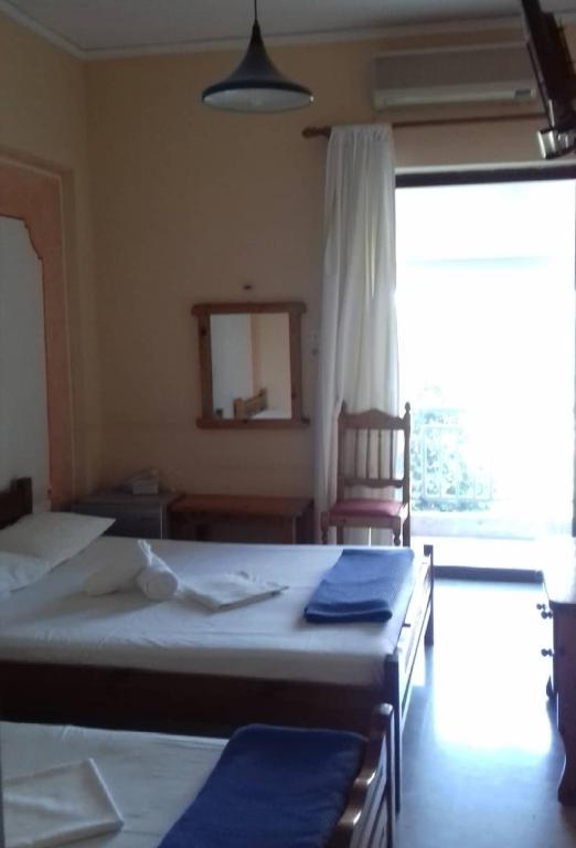 Hotel Ionio — Hotel in Katakolon