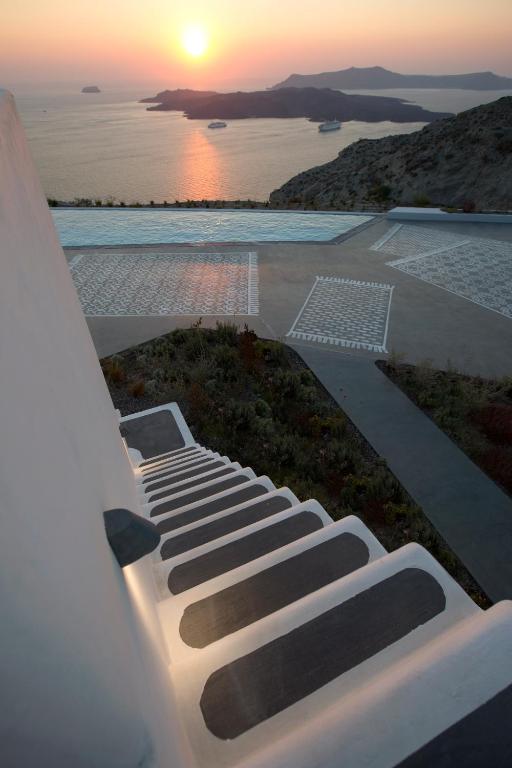 Erosantorini Estate photo