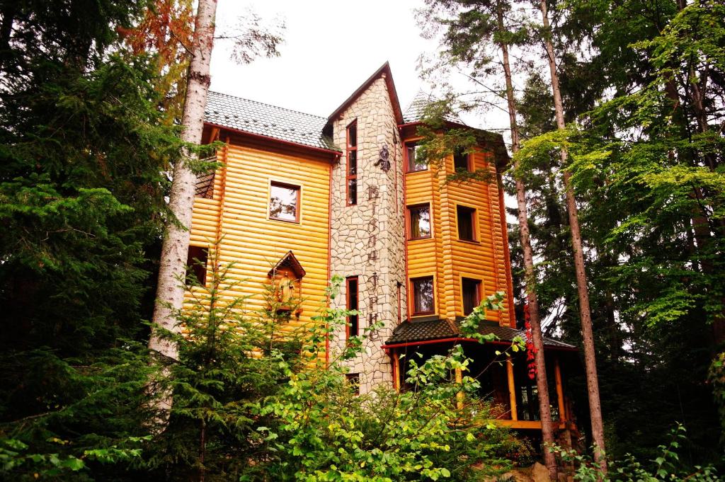 Villa Iris — Hotel in Yaremche