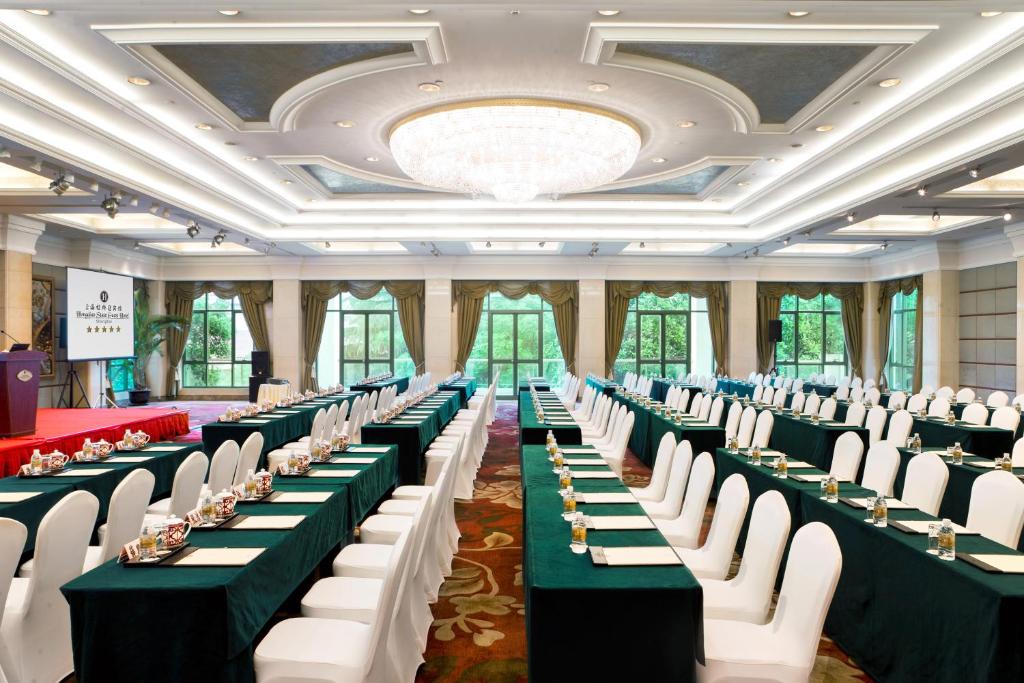 Tárgyalóterem/bálterem