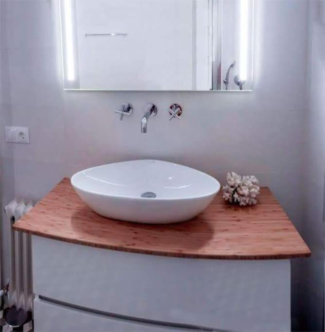 Luminous, central, new and chic. - 4