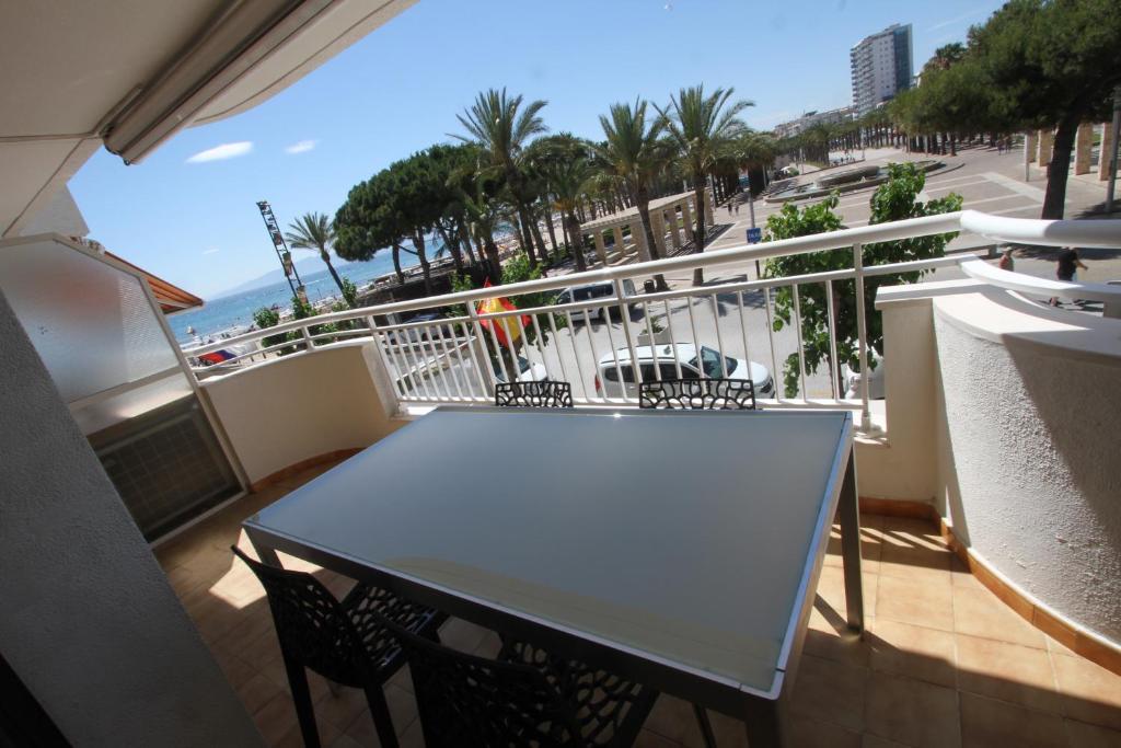 For a Stay Santillana Plaza - 4