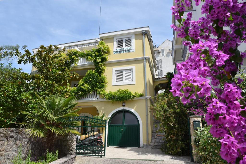 Huter Apartments - 2